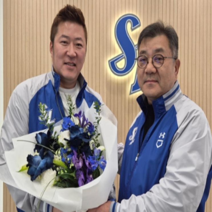 최형우 삼성행 드디어 성사, 2년 최대 26억원!! 기아는 2년도 보장하기 아까울 만큼 최형우가 불안했을까?? 최형우만큼 활약해 줄 선수가 어디있다고..