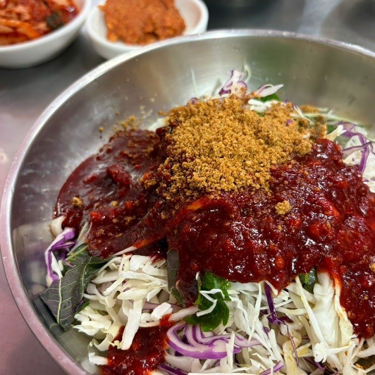  대구 서문시장 먹거리 서문시장 칼국수 맛집 서문시장 칼비빔국수 비빔칼국수: 입으로 소문난 맛집