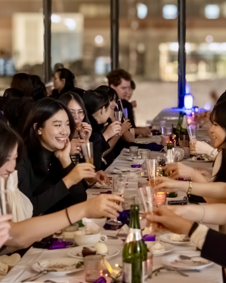  해로우 국제학교 APPI 오가타 하우스 포멀 디너. 일본 기숙사 국제학교의 품격 있는 공동체 문화