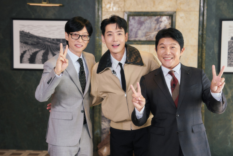 <b>유 퀴즈</b> 온 더 블럭 321회 믿보배 정경호! 프로필부터 새... 