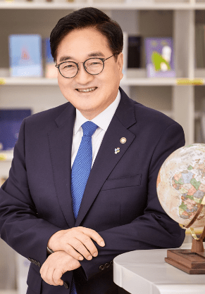  [비상계엄 1년] 한국 민주주의 위기 상징… "재발 방지 구조적 방벽 세워야"