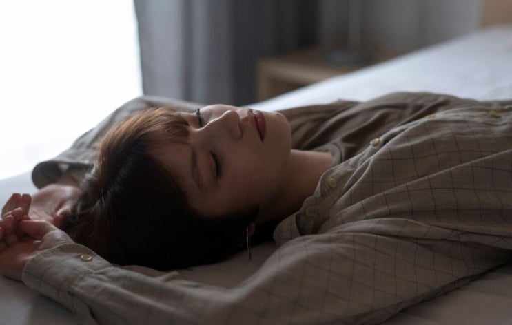  잠들기 전에 하기 좋은 감정 정리 루틴