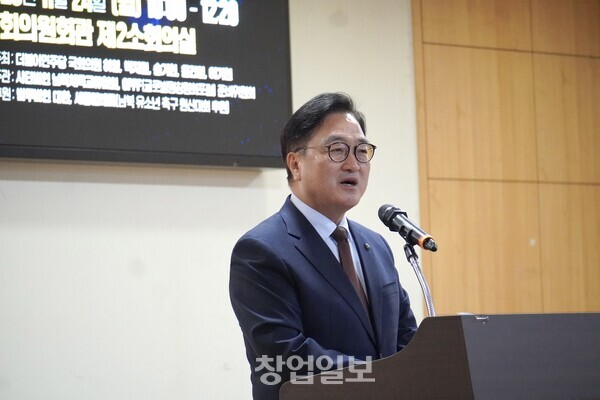 우원식 국회의장, 비상<b>계엄</b> 해제 1주년 맞아 “민주주의는... 