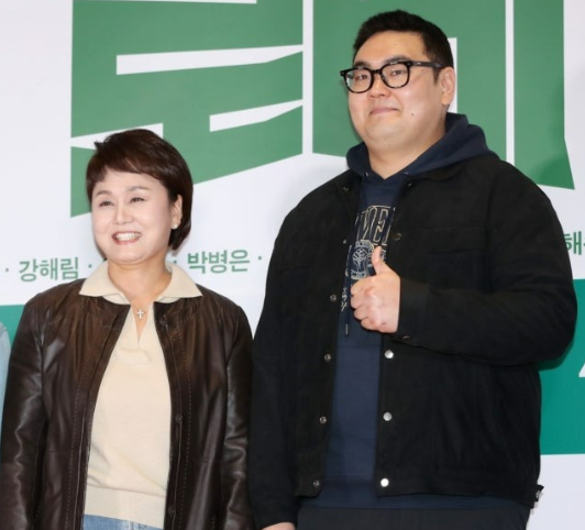 '<b>이경실</b> 子' 손보승, 군법 피했나..'우아란' 판매 사이트 <b>폐업</b> 처리