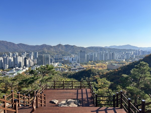 <b>관악산</b>에 새로운 도심 조망 명소 <b>해누리 전망대</b> 조성
