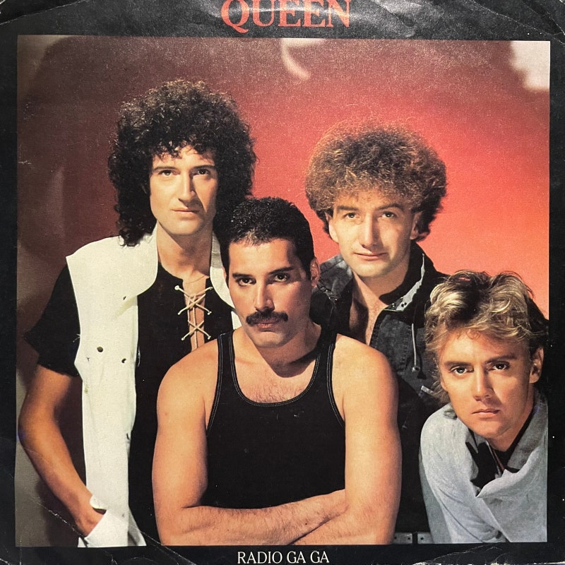 QUEEN RADIO GA GA