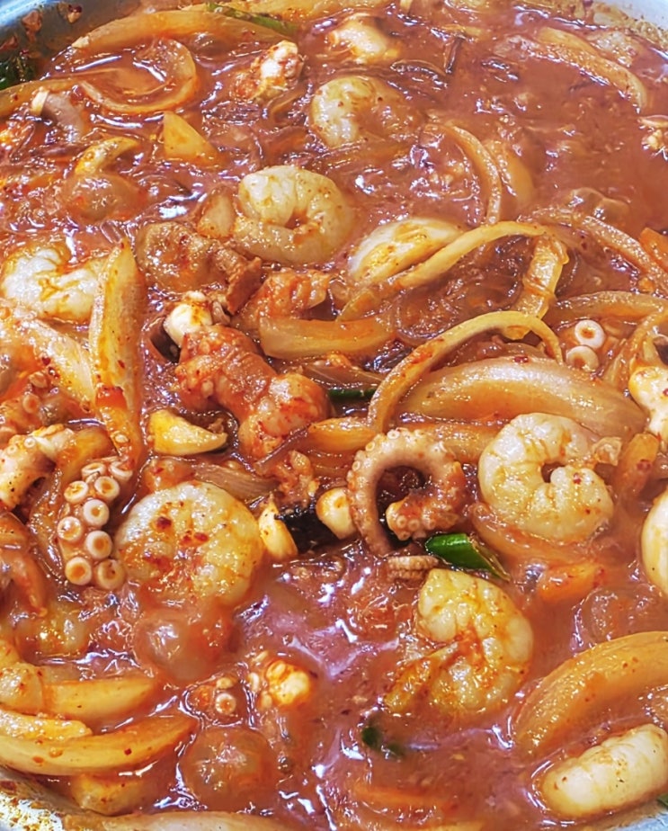  [김해삼계동]매콤한 맛이 일품인 김해 낙곱새 맛집 '별에서 난 낙지'