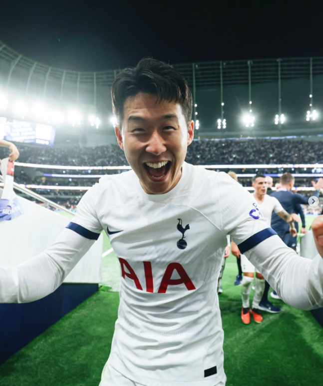 10일 토트넘 복귀 확정→<b>벽화</b> 제작 시작+구단 직원 <b>동상</b> 세워라!