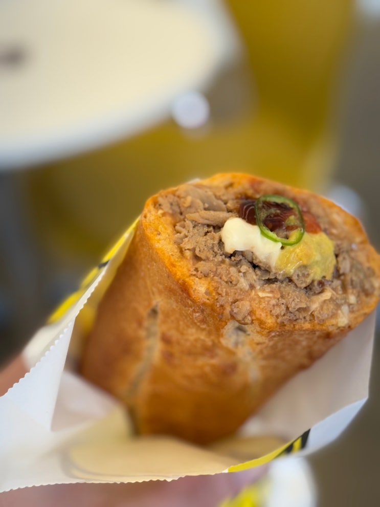  여수 이순신광장 맛집 좌수영 바게트 버거 여수진남관 본점