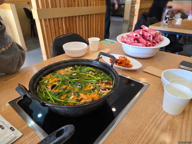 [국내] 구미 옥계 맛집 등촌샤브칼국수 방문 후기 / 추운날 딱 좋은 따끈한 샤브