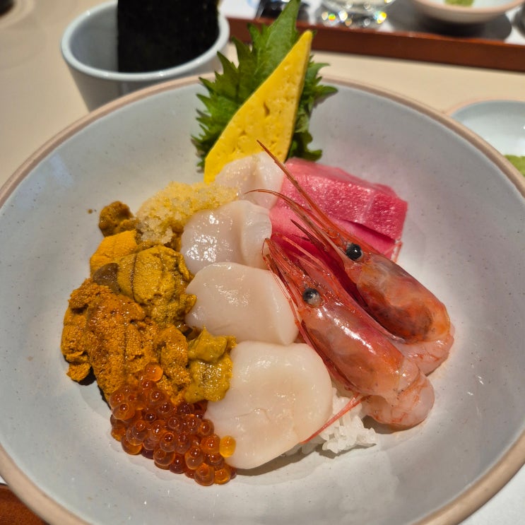  [시청역] 데이트하기 좋은 카이센동 맛집 추천 <오복수산참치 광화문점>