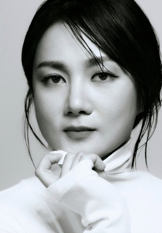 [박나래, 매니저 술잔 던짐 의혹] <b>박나래 매니저 갑질</b> 논란 확산... 