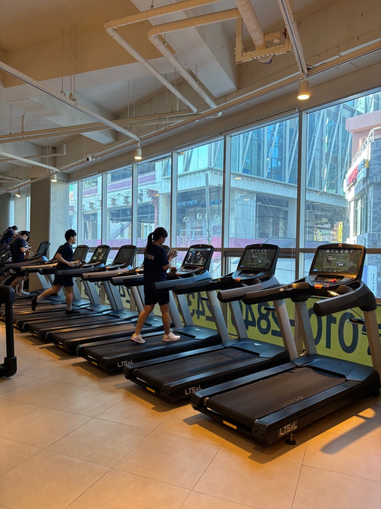  부산서면헬스장) 밤낮없이 뜨거운 헬스장  멋짐 서면점