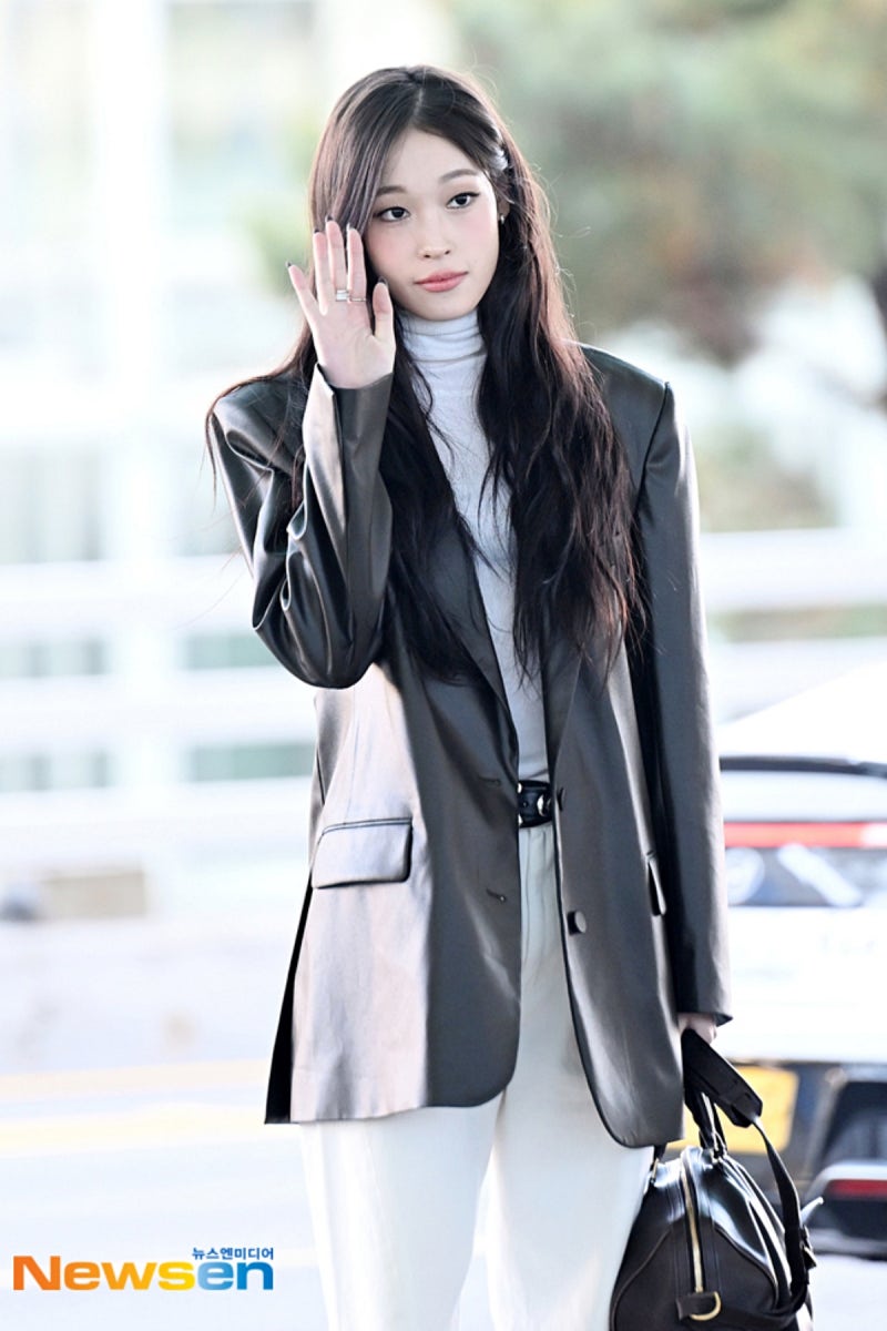 한국 최초 재벌가 아이돌? 올데프 애니 루이비통 가방 패션