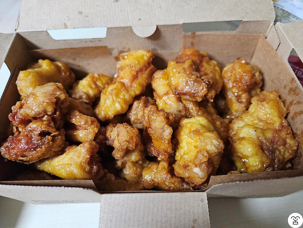 교촌치킨 교하신도시점 사진 1