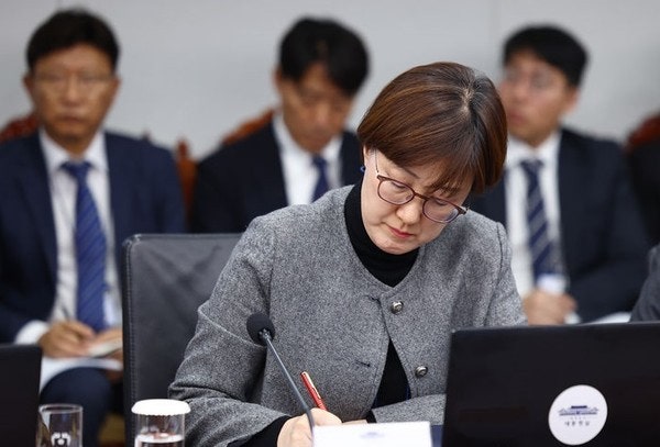  비선실세 김현지에게 인사 청탁 빼박!!