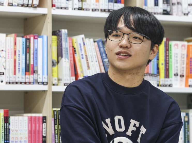 [사회] 일반고 <b>수능 만점자</b>, 서울 광남고 <b>왕정건</b> 군 “전쟁 보며... 