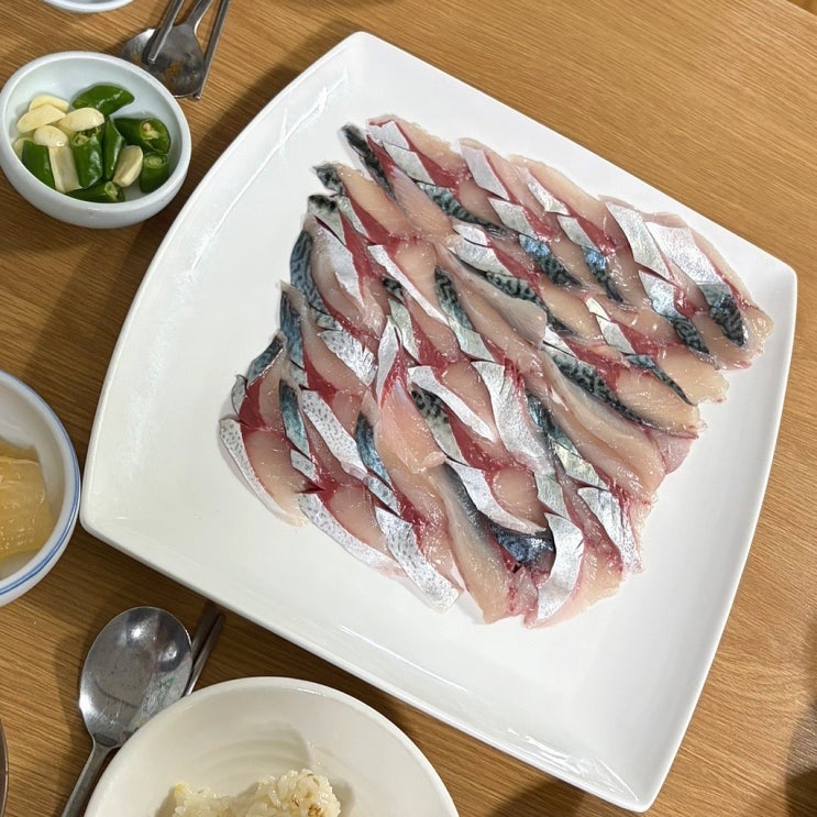  제주 애월 해변횟집 현지인들도 줄서는 고등어회 맛집