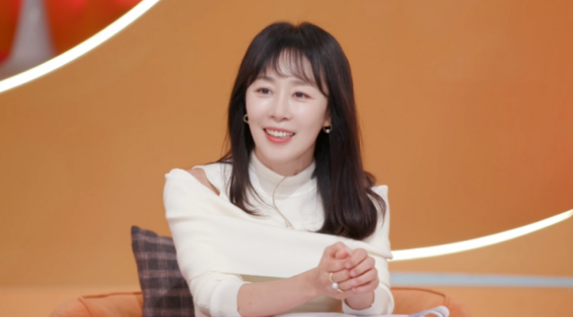 <b>문정희</b>X박솔미X박효주, 20년 절친들과 요리 수다