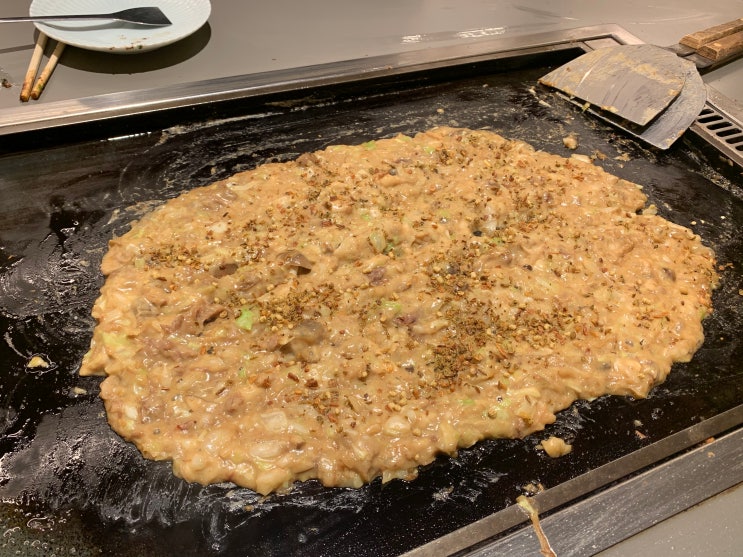  ㅣ일본(삿포로) 여행ㅣ삿포로 몬자야키 맛집 '츠키시마 몬자 쿠우야(月島もんじゃ　くうや) 스스키노' 소고기 커리 몬자야키, 버터 오징어 철판구이 내돈내산 솔직후기 뭐쩝일 삿포로 편