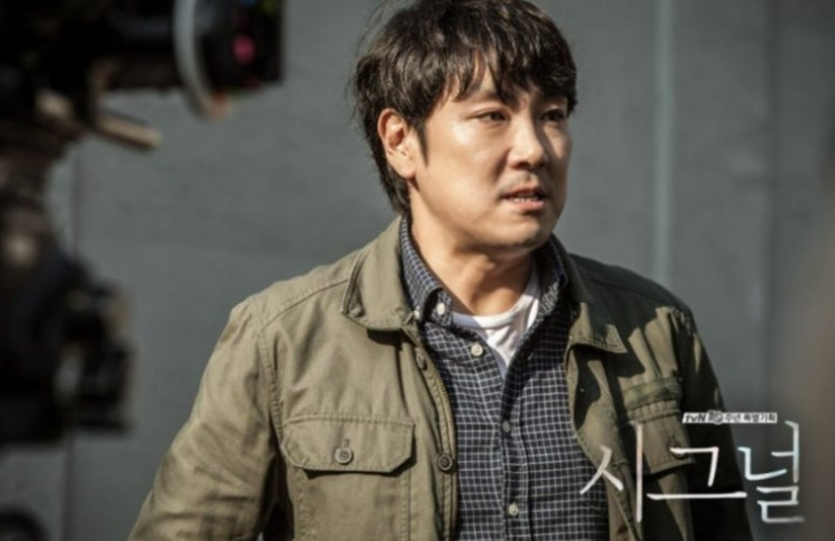 조진웅, 배우로서 마지막 인사하다…아버지의 이름으로 숨었지만 마지막은 지키고 싶었던 ....