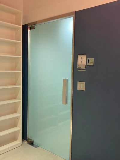 Manhwakapedodo Gangnam Station Store Restroom — photo 1
