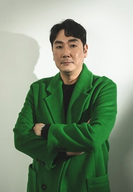   배우 조진웅, '소년범 인정' 충격! 7년 전 커뮤니티 글이 소름 돋는 이유