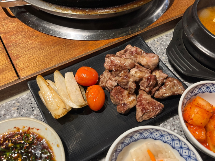  숯불향 가득! 광명역 양고기 맛집, '광명역 일일양' 양갈비 모듬 2인 후기