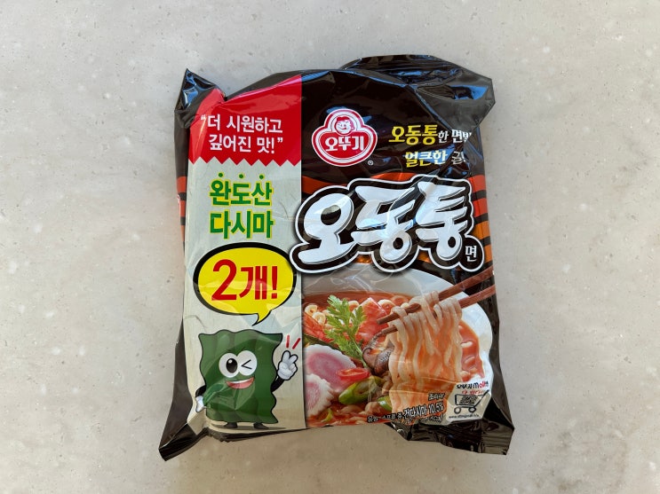  오뚜기 오동통면에는 계란을 넣어 먹어도 좋다고 합니다