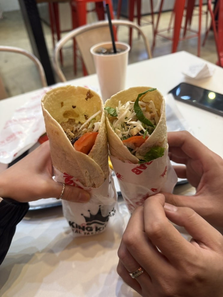 킹케밥 홍대 – 추운 겨울의 그 맛 그대로! 홍대 케밥 맛집 다시 다녀왔어요