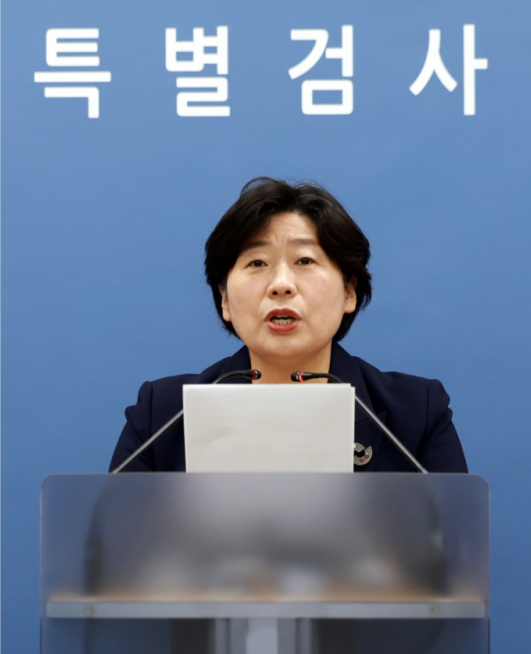 [분석] 내란 특검, <b>추경호</b> 의원 불구속 <b>기소</b>와 사법부의... 