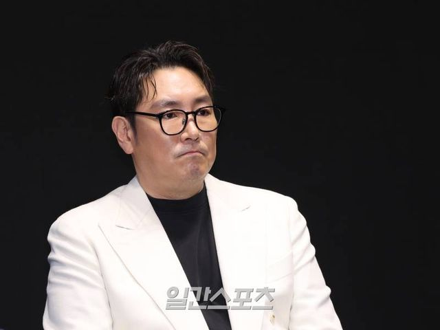 “은퇴? 너희는 그리 잘 살았냐”…가수 이정석, 조진웅 옹호→글 삭제