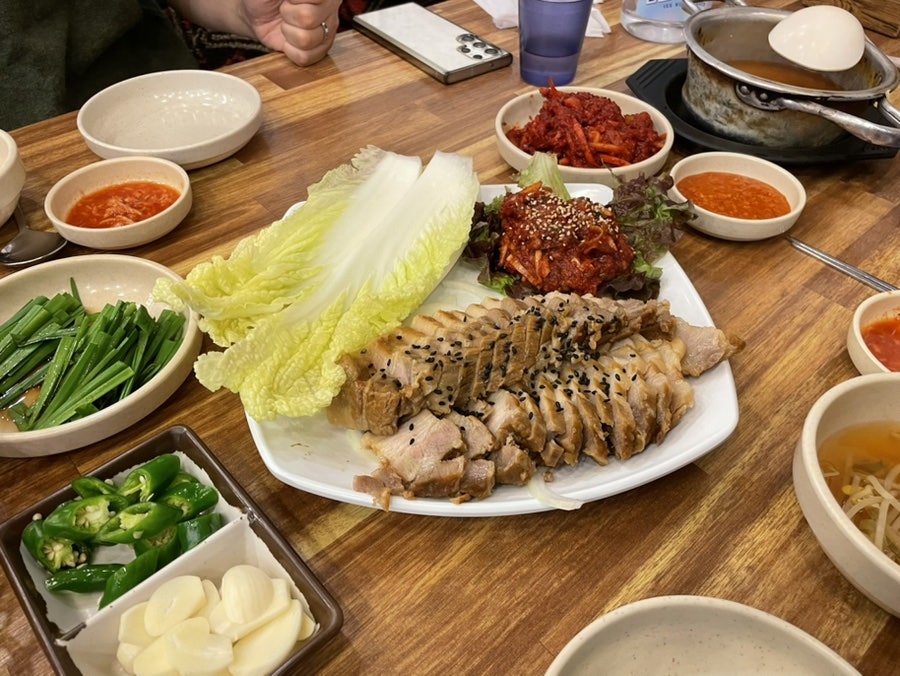 손맛 명태족발보쌈인제왔네 영통본점 사진 5