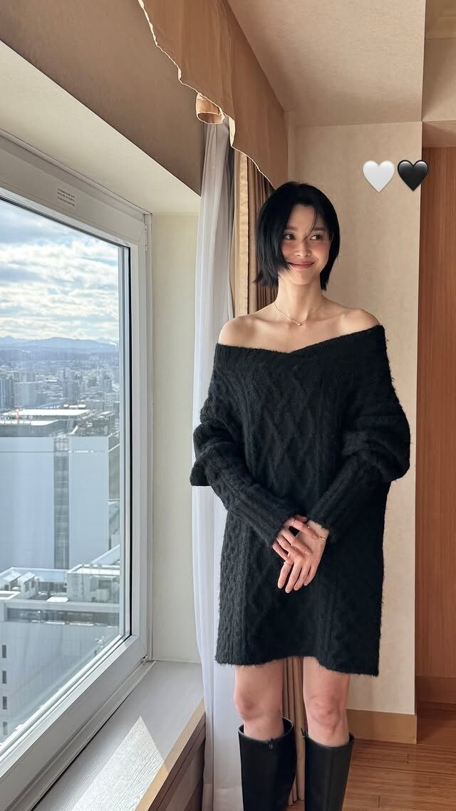 “이 정도면 조각상 아닌가요?” 권나라, 근황 사진 한 장으로 SNS 초토화