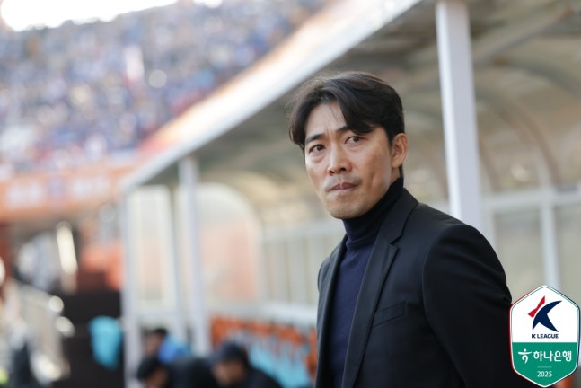 <b>승격 실패</b>의 여파.. <b>수원</b> 변성환 감독 사임 의사 표명