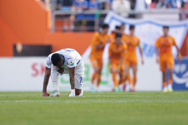 절실했던 승격.. 수원 삼성 <b>제주</b>에 2-0 패배 두 팀 모두 <b>잔류</b>
