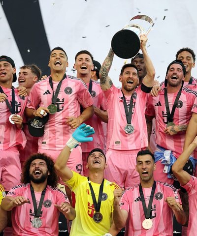 <b>메시</b>, <b>MLS</b>컵 결승 <b>MVP</b> 선정과 베컴의 감동적인 포옹