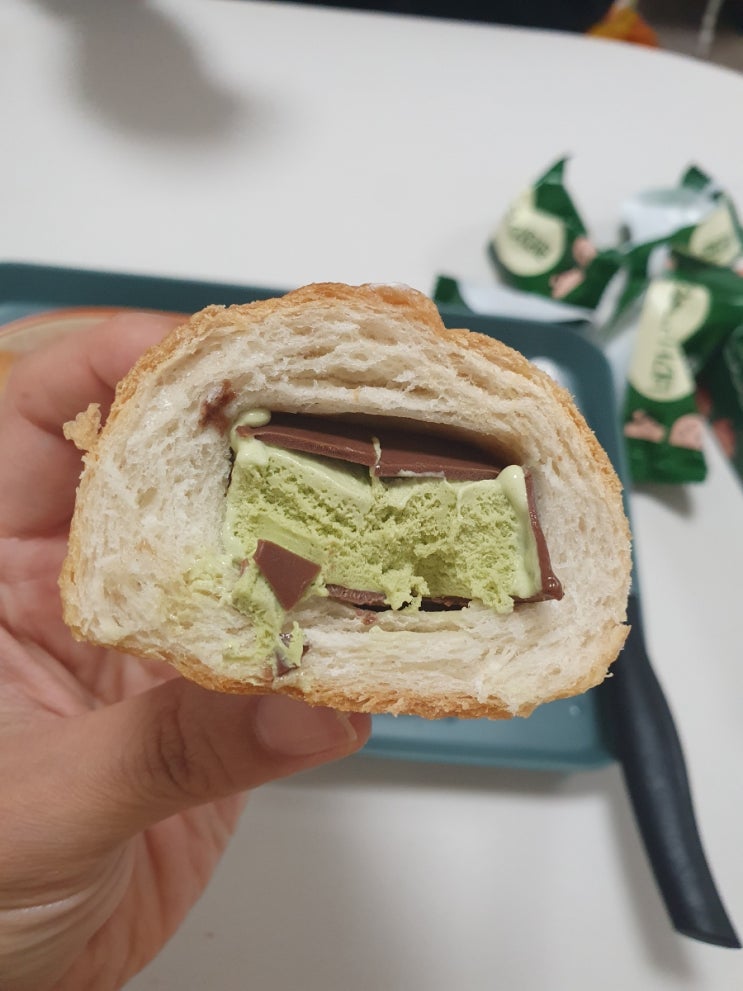  티코 말차맛 + 소금빵 조합 먹어본 솔직 후기