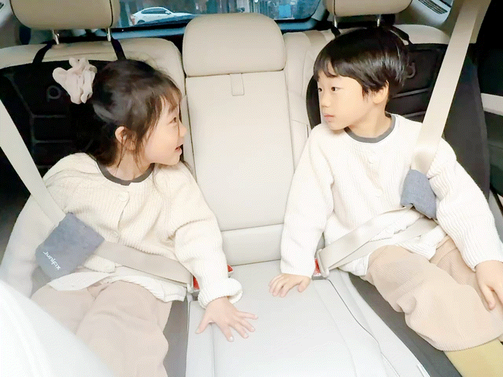 주니픽스 어린이 안전벨트 가드 7살 쌍둥이 남매착용후기