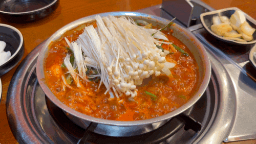  매운 음식 땡길 때 짚신매운갈비찜 부평점 (부평 맛집 추천)
