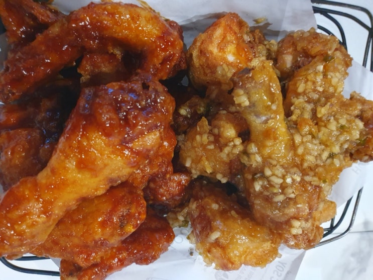  교촌치킨 허니갈릭 + 레드 반반 먹어본 내돈내산 후기