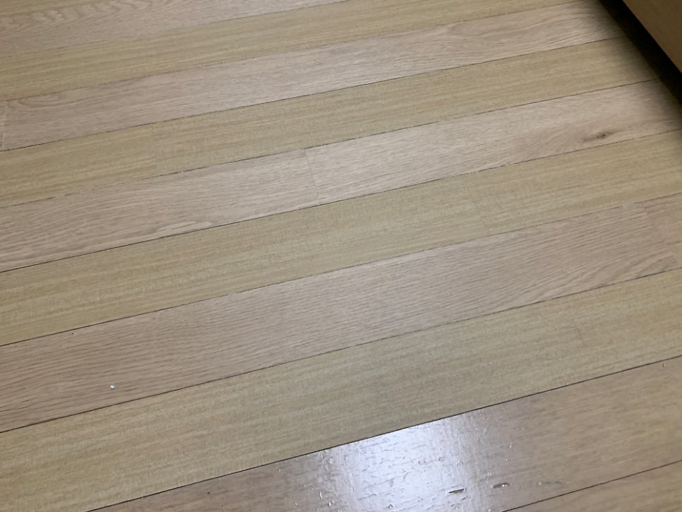 강마루보수 찍힘 보수비용 수원 광고 30평대 아파트
