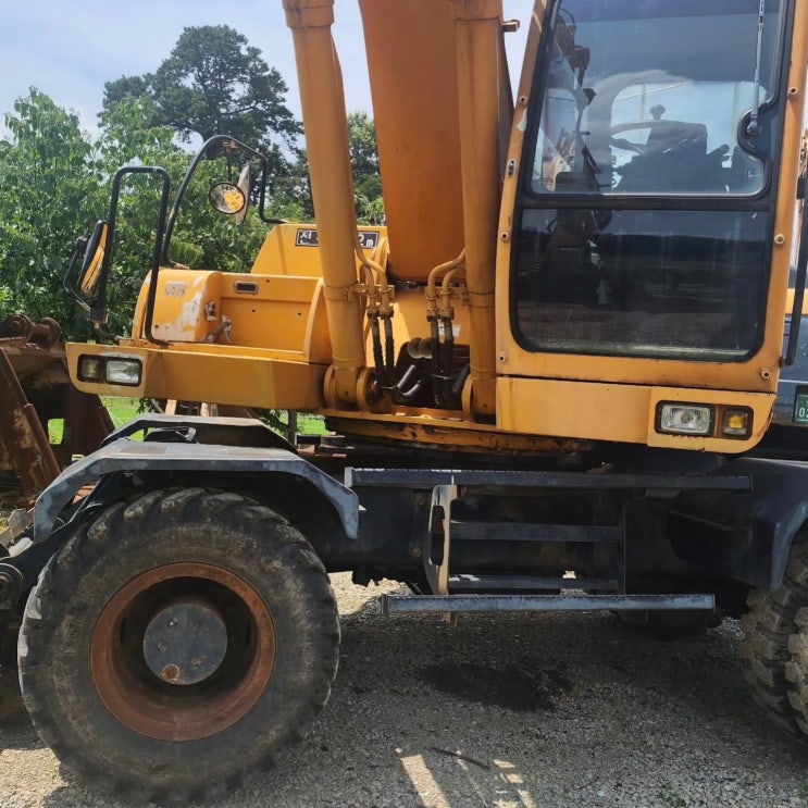 현대 R2000W-3 2002년식 4200만원 판매합니다.