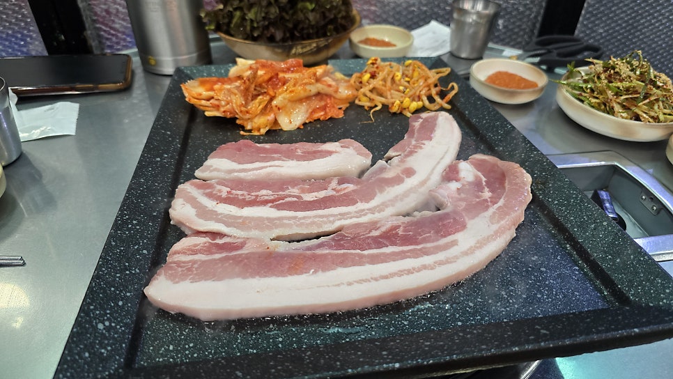 황금꽃돼지 선부점 사진 1