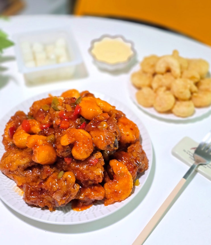  호식이두마리치킨 깐쇼킹 치킨 신메뉴 추천 with 깐쇼새우