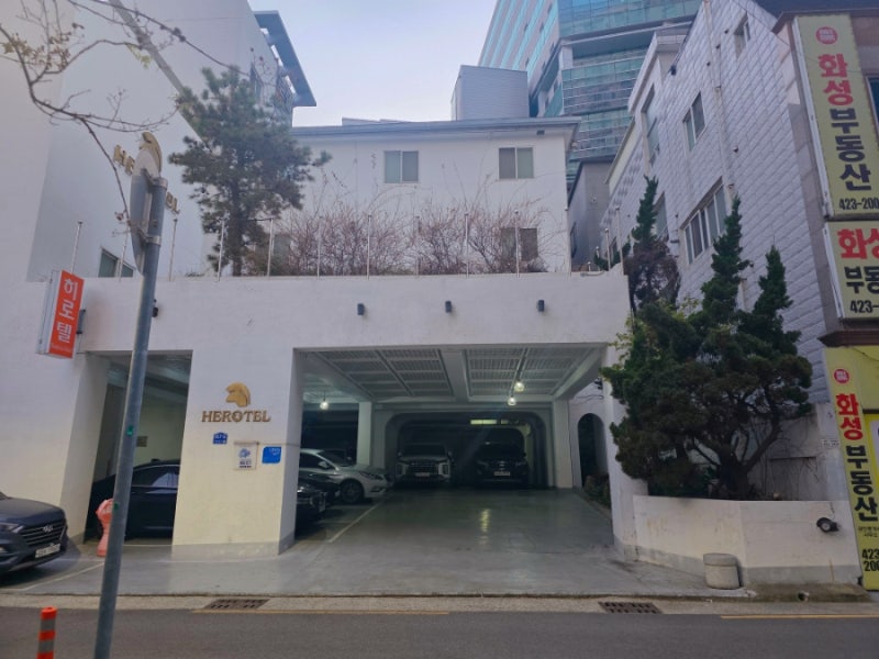 사진 4