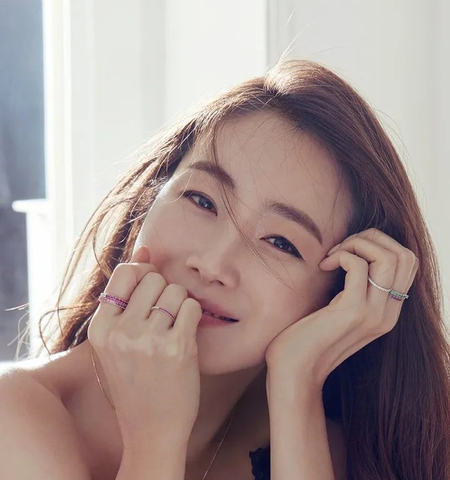영화 '<b>슈가</b>', <b>최지우</b>의 뜨거운 모성애와 복귀의 의미