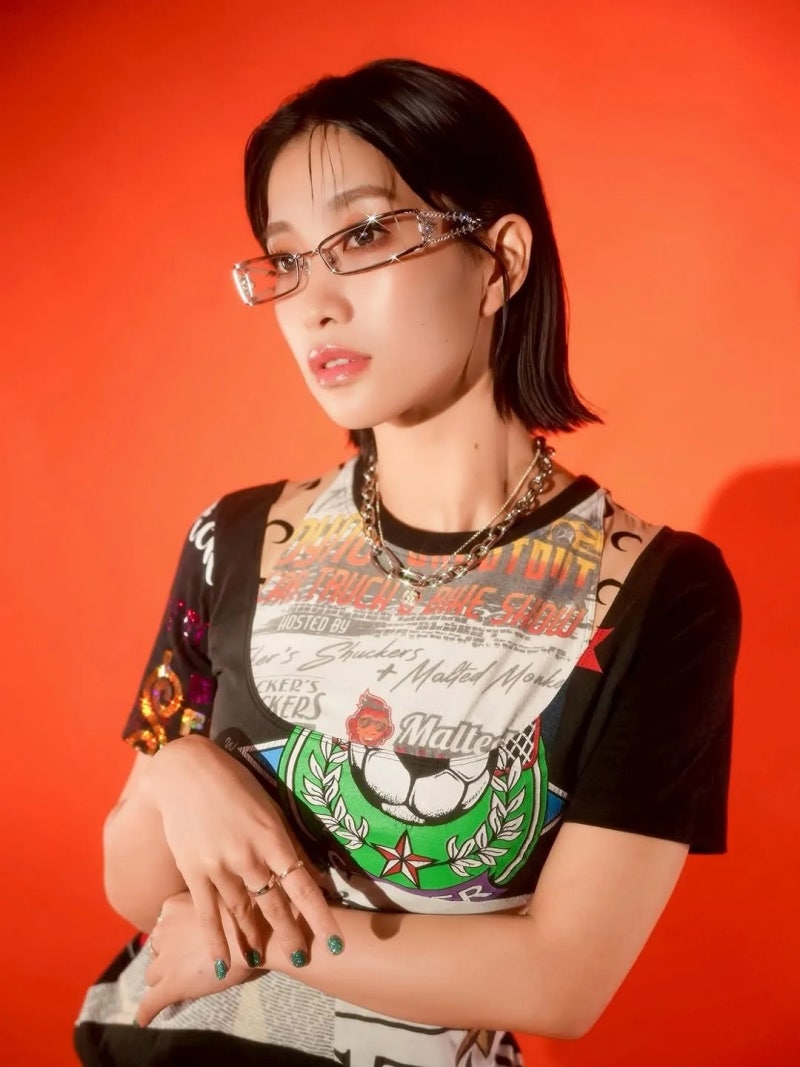 Hirai Hana from Ojo Keng is TWICE Momo's Older Sister?! Exclusive Contract with Ghost Agency!