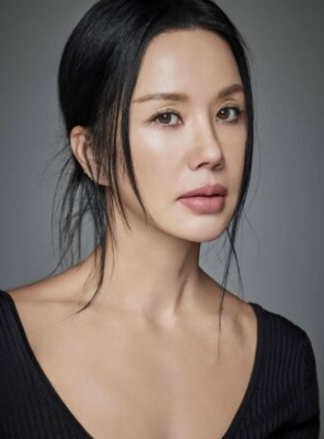  ️ 원로배우 故 윤일봉 별세, 향년 91세… 사돈 엄정화 "너무 멋지셨습니다" 애도