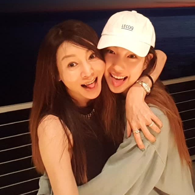 황신혜 나이 딸 이진이 전남편 이혼 재혼 드라마 프로필 리즈 동생 본명 고향 가족
